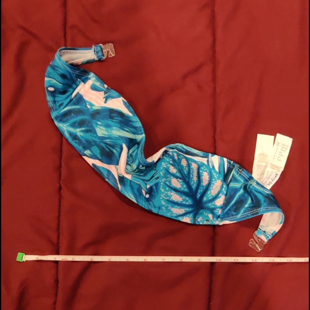 🎊SOLD🎊 Nastygal bandeau swimsuit top 🌿